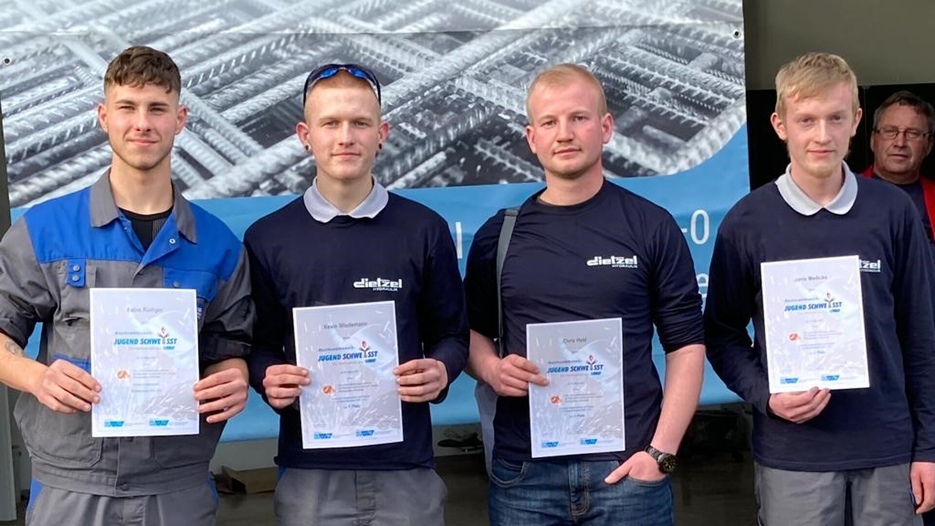 Jugend schweißt Urkunden